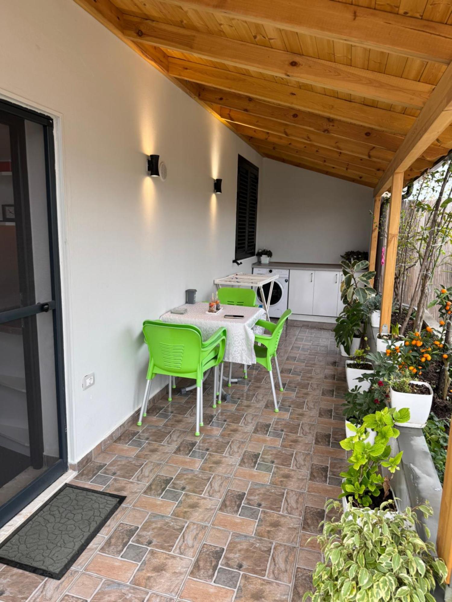 Private Villa Aras -Pleasure Of Elegance & Serenity فلورا المظهر الخارجي الصورة